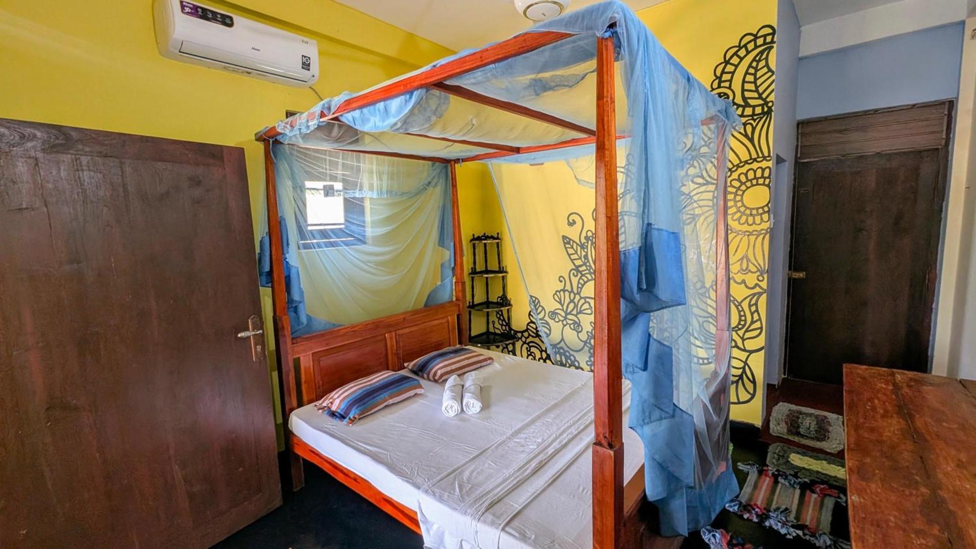 Three Little Birds Hotel Тангале Екстериор снимка