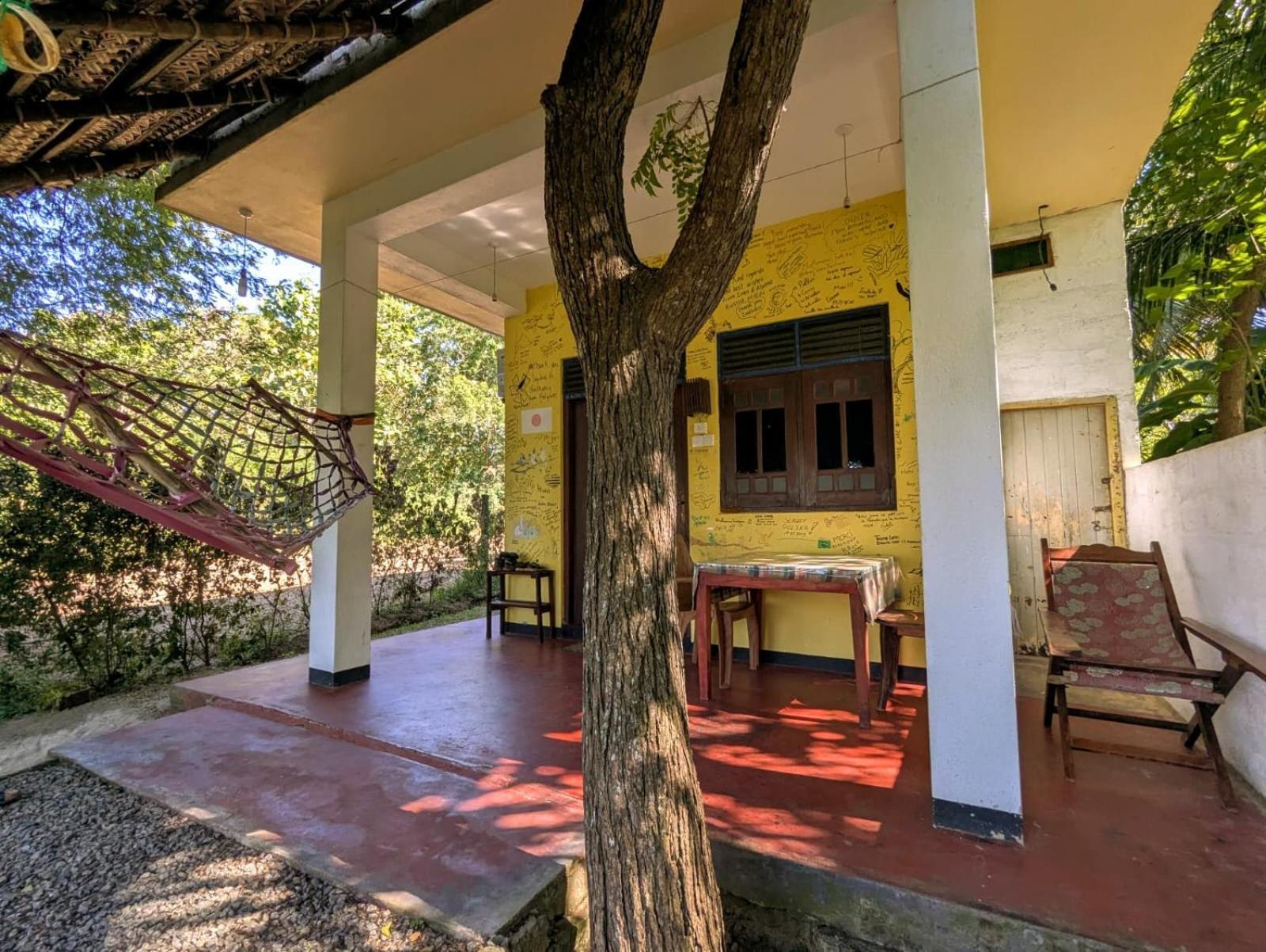 Three Little Birds Hotel Тангале Екстериор снимка